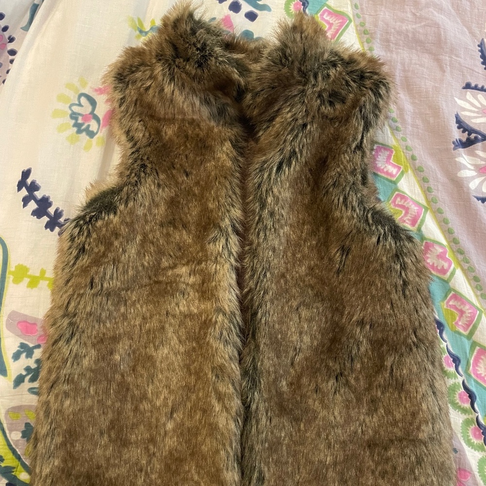 Lands End small 7-8 kids faux brown fur vest
